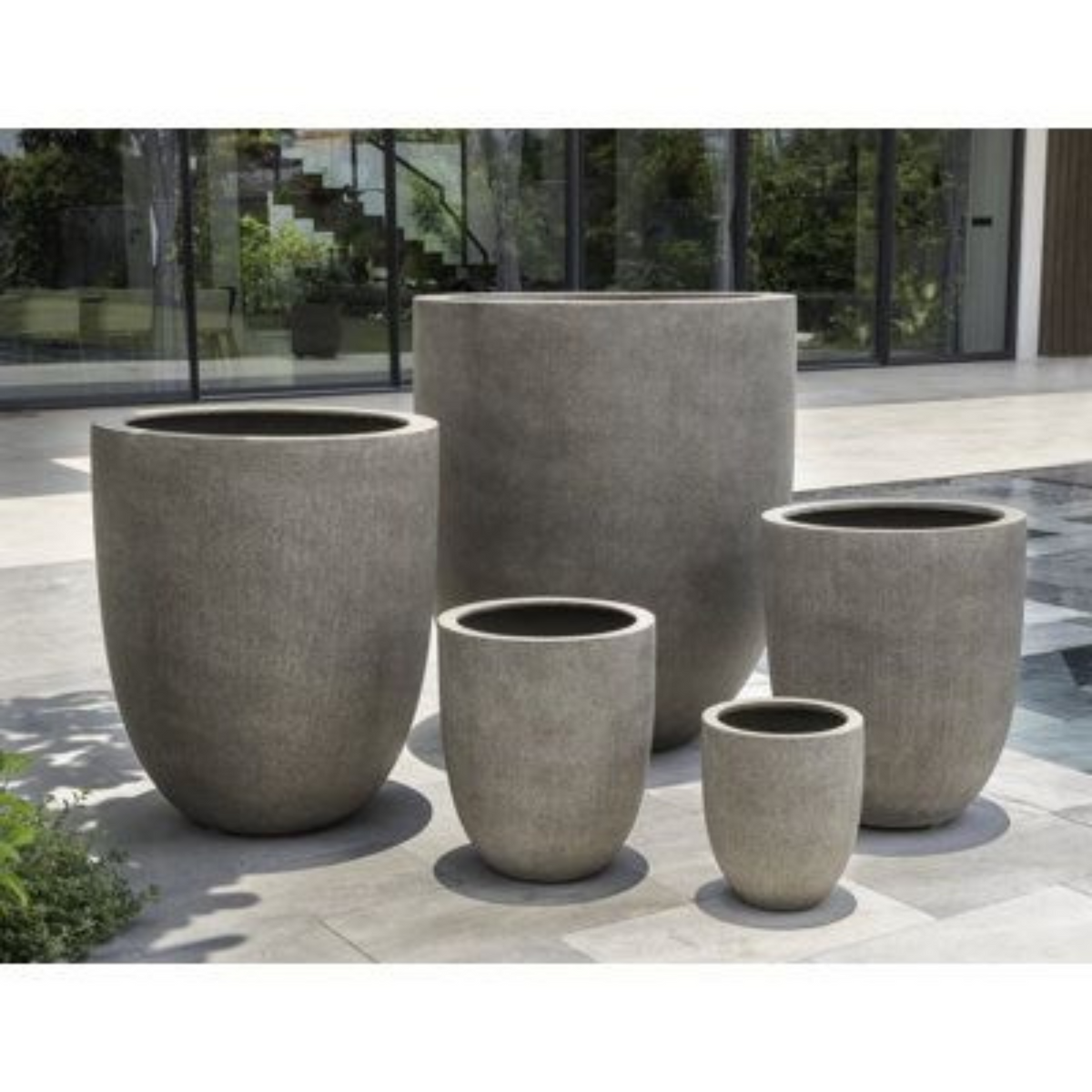 Humpty Planter Pot Grey